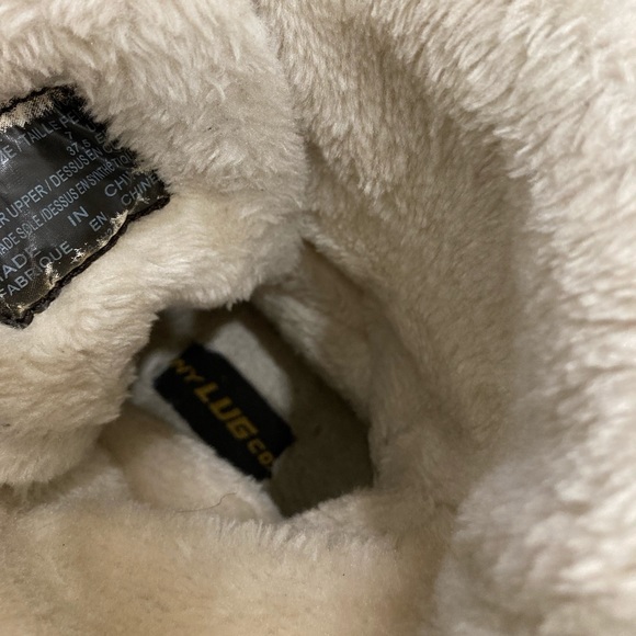 Lugz Tambora Winter Boots - Picture 9 of 14